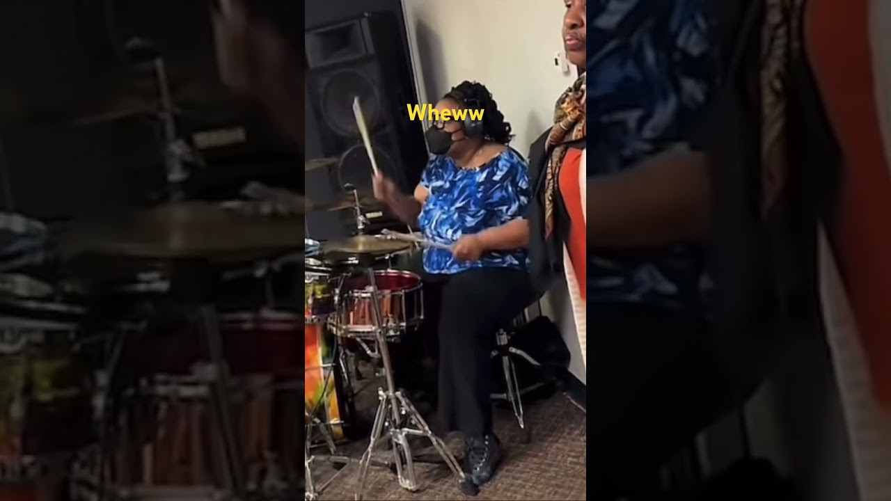 PRAISE BREAK THIS WOMEN ON DRUMS🔥🔥🔥🔥