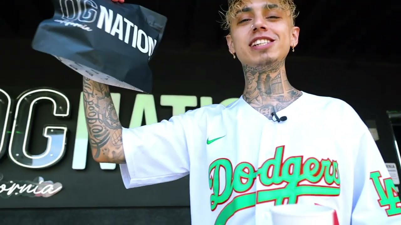 L.A. Rapper OHNO Top Picks At OG Nation! What's In Your Bag?