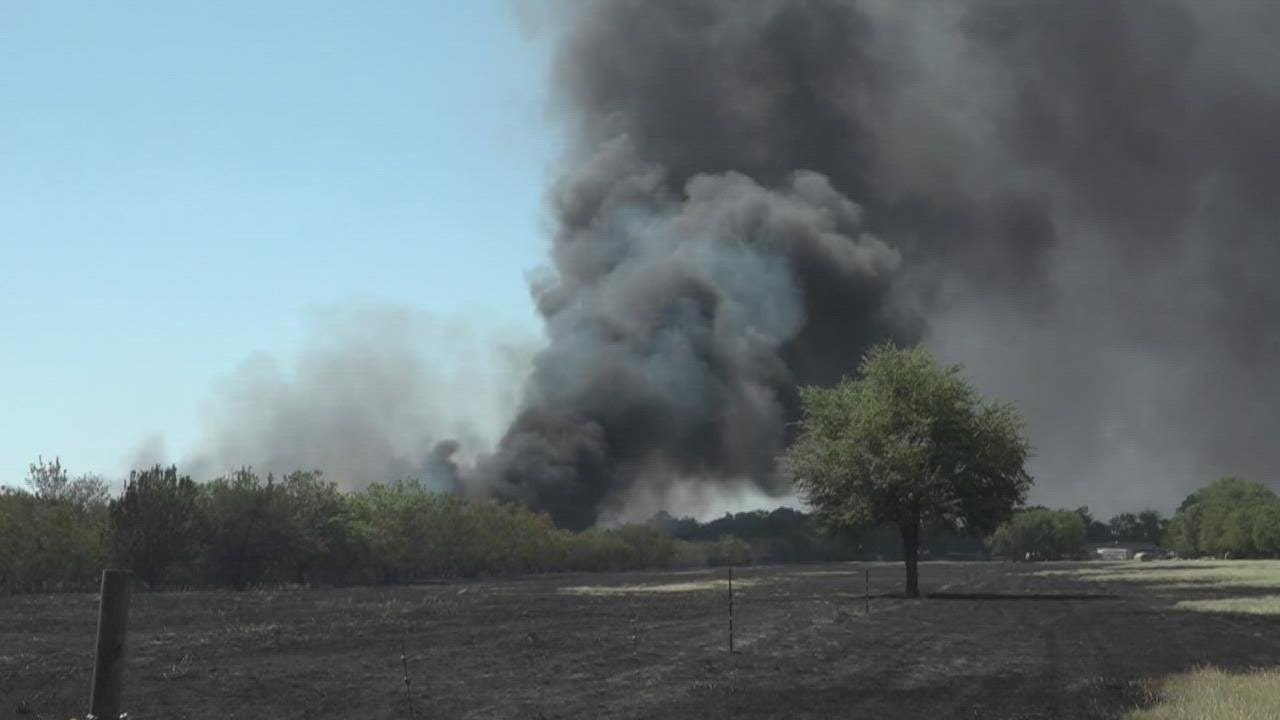 50-acre brush fire in Waco threatens homes, forces evacuations