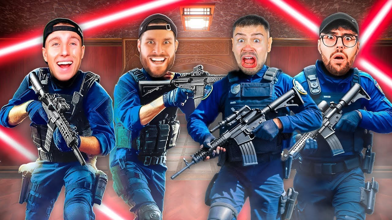 KÖNNEN 4 YOUTUBER die XXL BANK ÜBERFALLEN?!