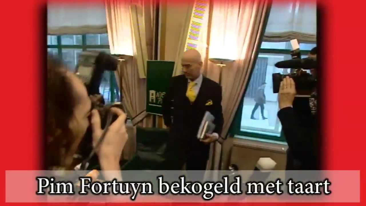 Pim Fortuyn bekogeld met taart