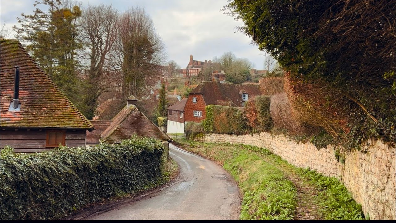 Step Back in Time: A Scenic Walk Through a Charming English Countryside Village (Kent)