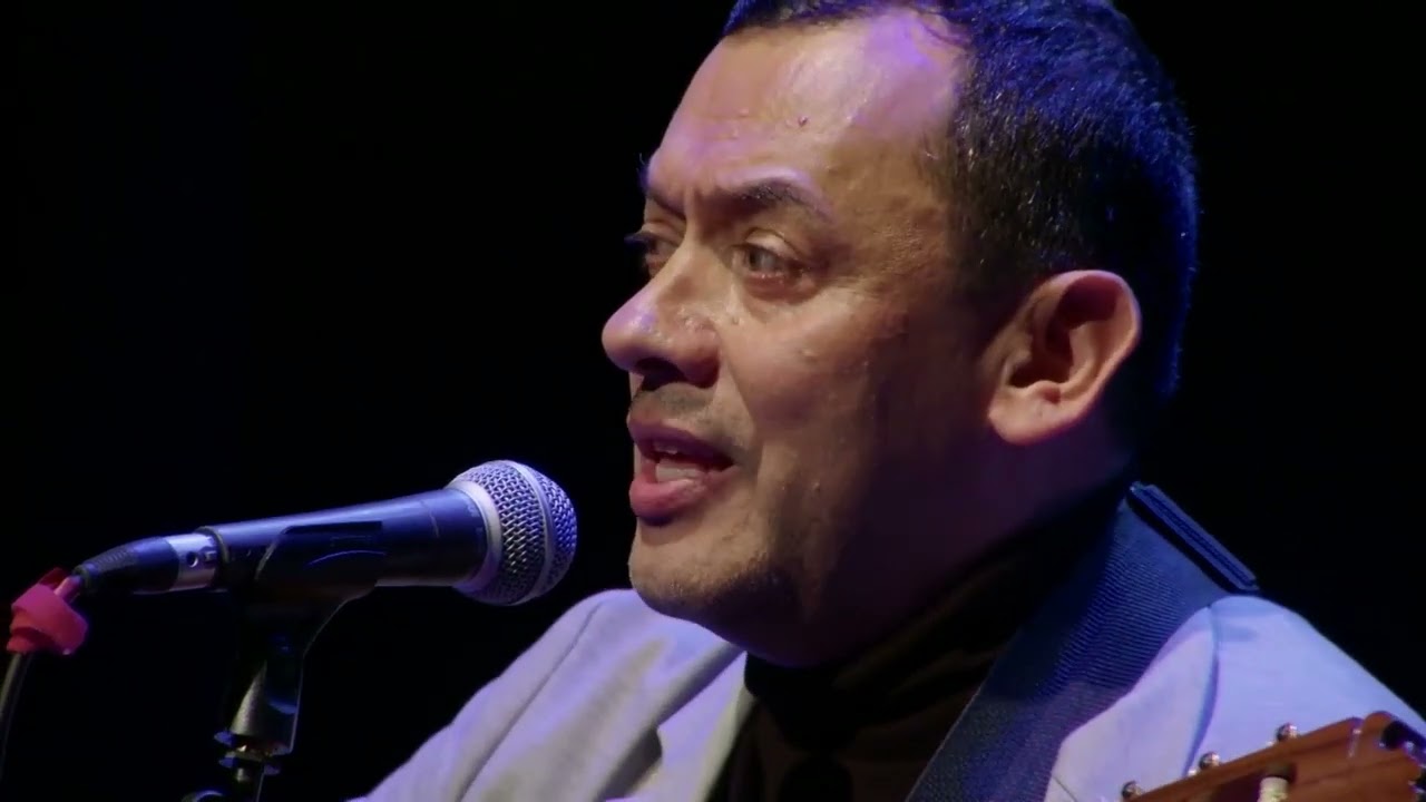 TRIO MEDIONOCHE  DÉCIMO ANIVERSARIO  ( EN VIVO )