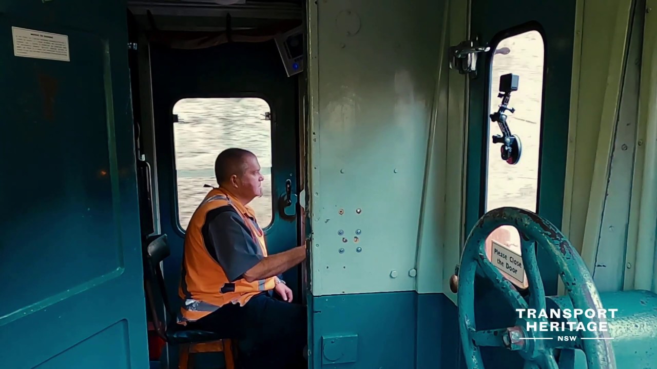 Vintage Electric Train Ride - City to North Sydney & Lavender Bay