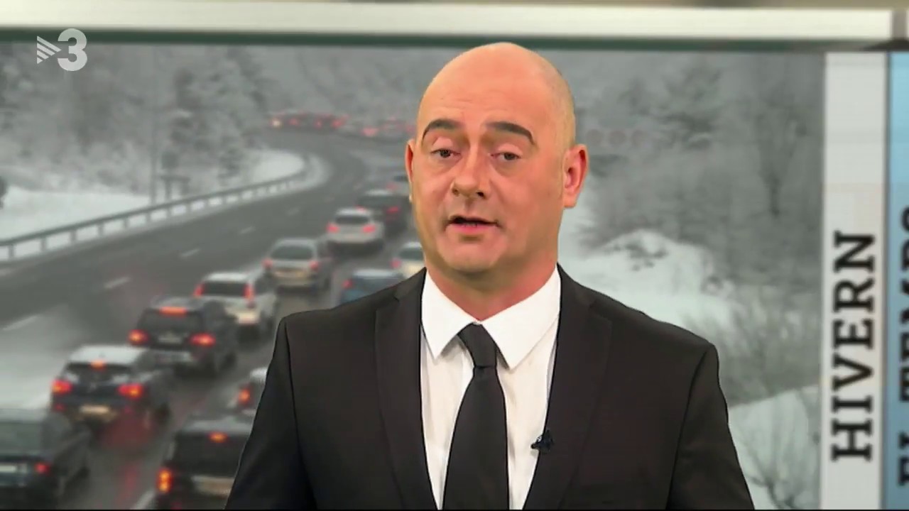 Pol&ograve;nia - L'episodi de neu amb en Molina