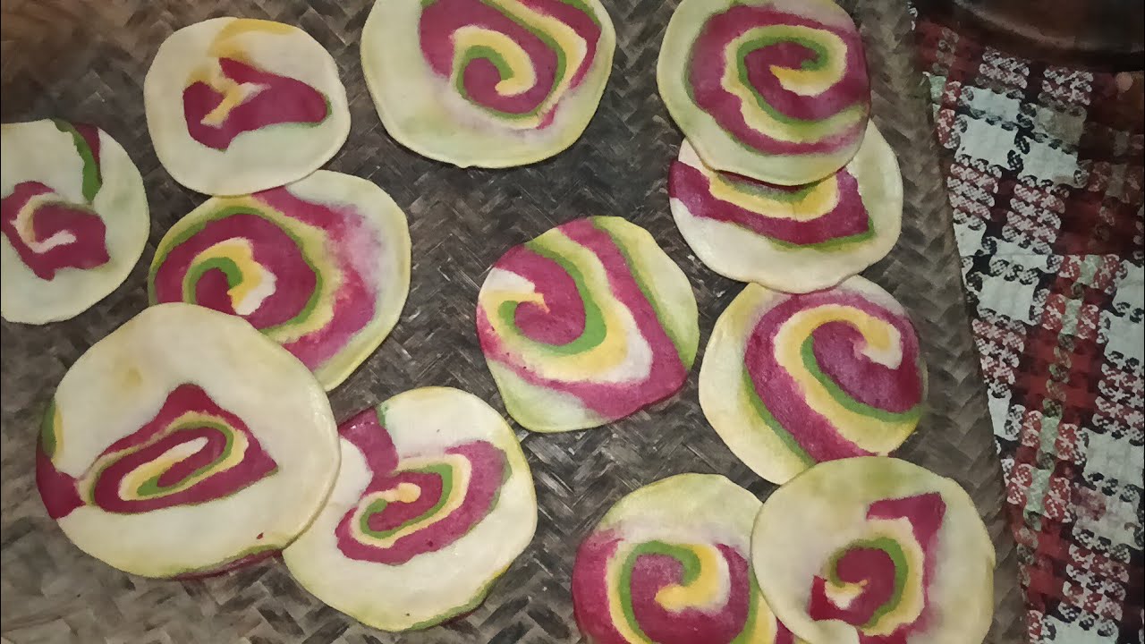 पलक शलगम की रंगीन पुड़िया