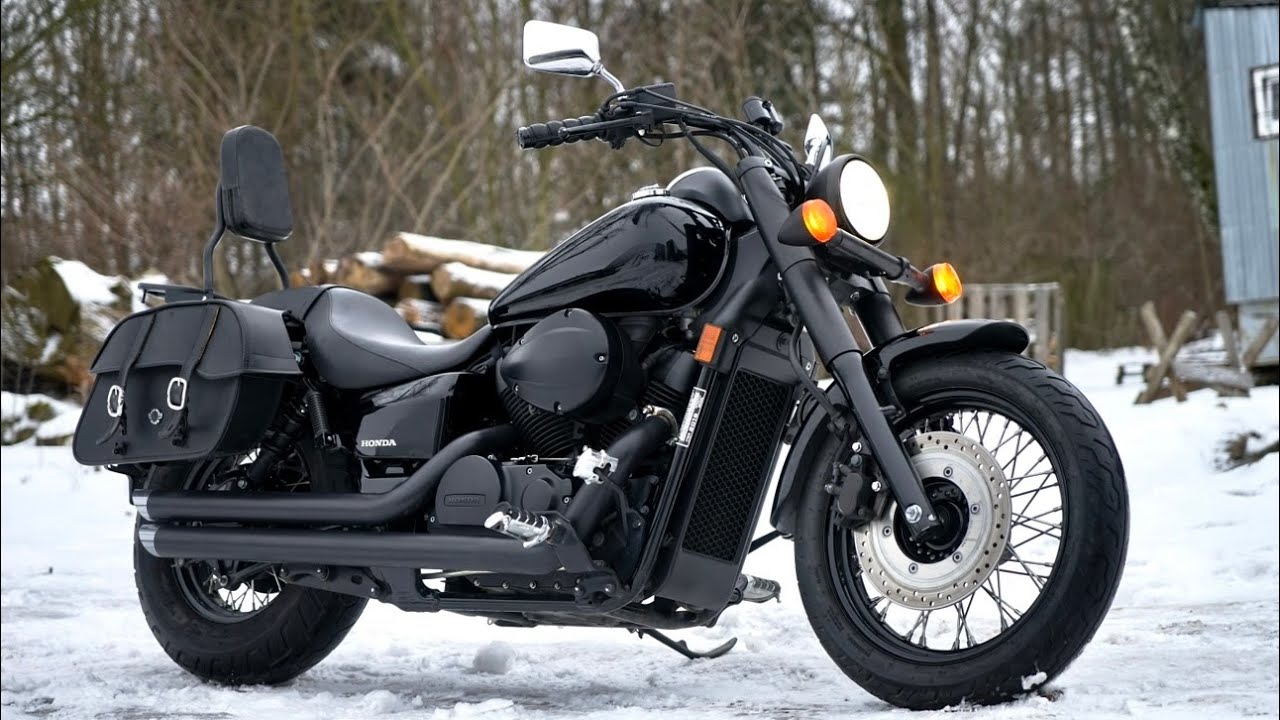 2016 Honda VT 750 Shadow Phantom C2B (DynoJet & Cobra Exhaust Rev-Up) | Fast Tour