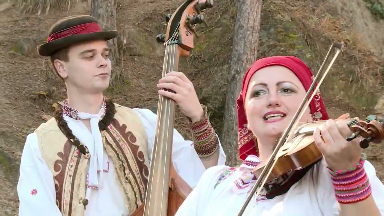 Ľudová hudba BYSTRIANKA Hornoliptovské
