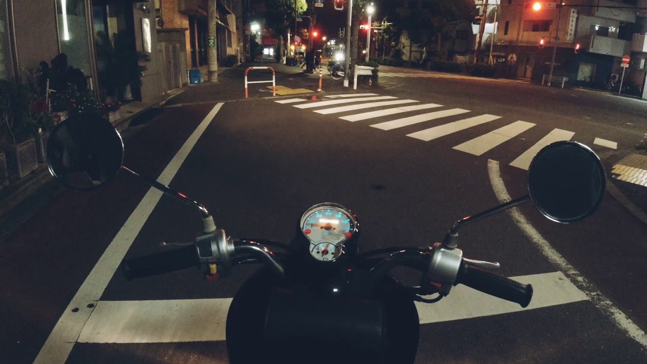 [POV] Tokyo at night on a moped: Yamaha Vino SA26J