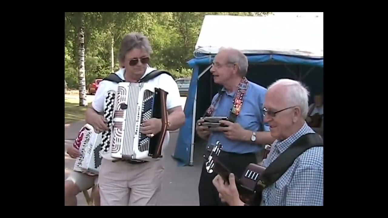 Anita o Dan Inge spelar Jularbo 2006