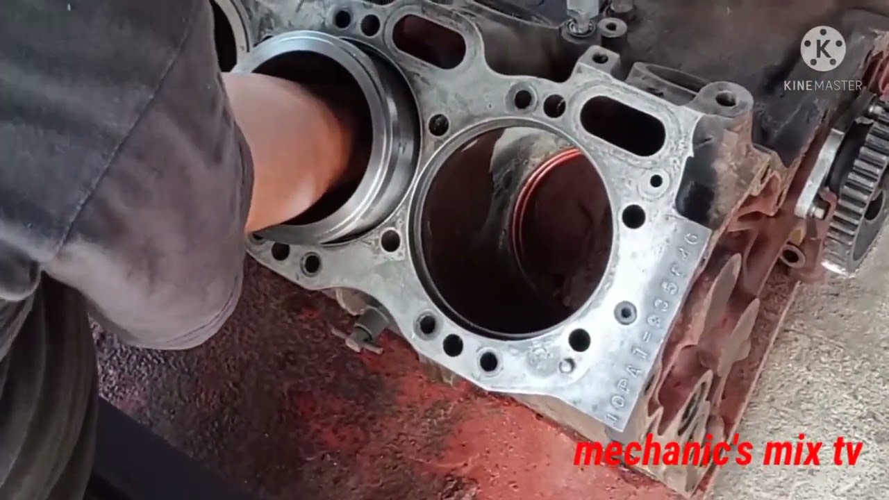 10pa1 Engine Liner installation