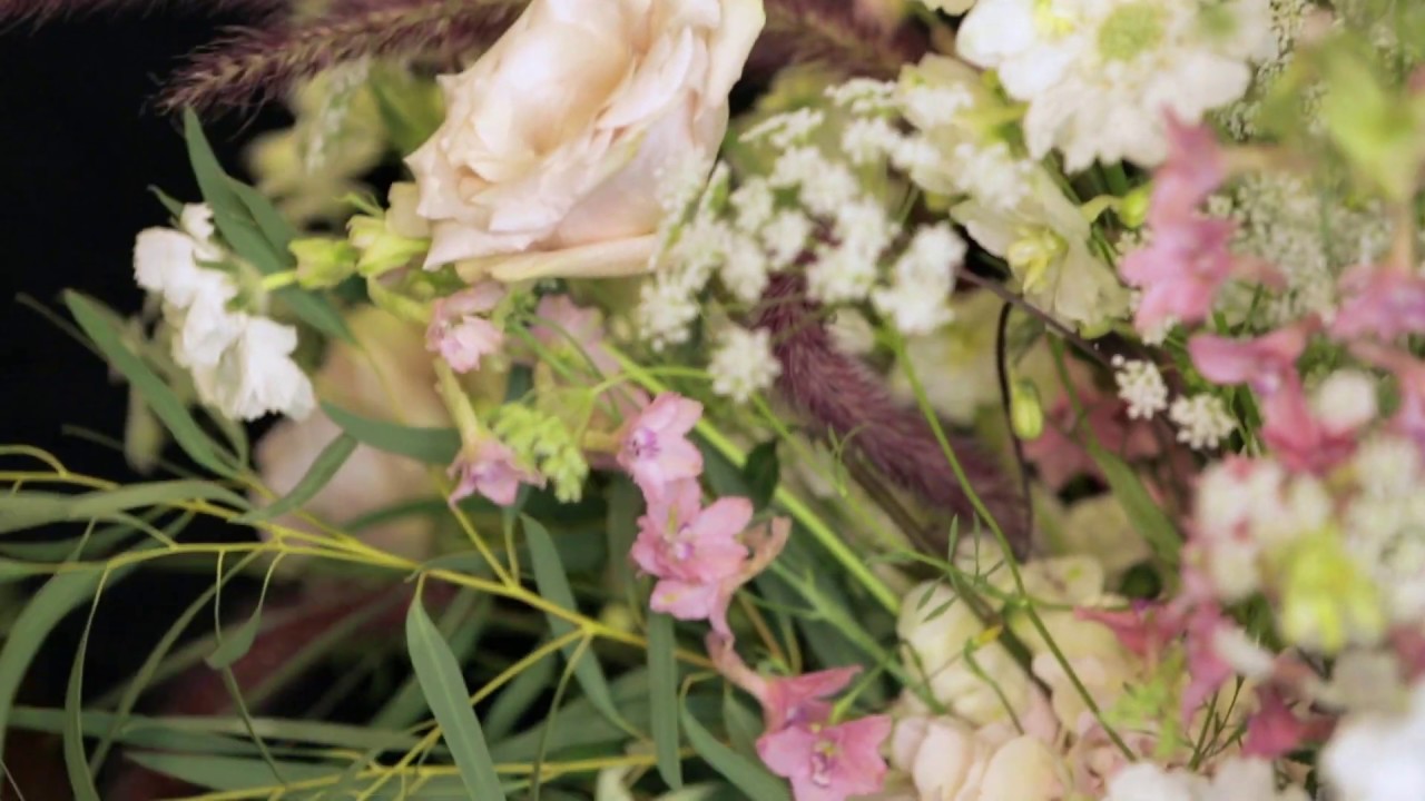 A Floral Masterclass With Scarlet & Violet | MATCHESFASHION.COM