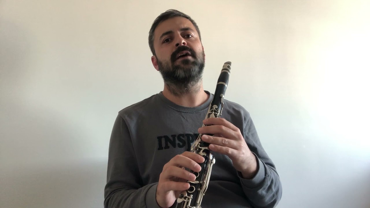 Sibel Can “Kanasın” sol klarnet yakın çekim