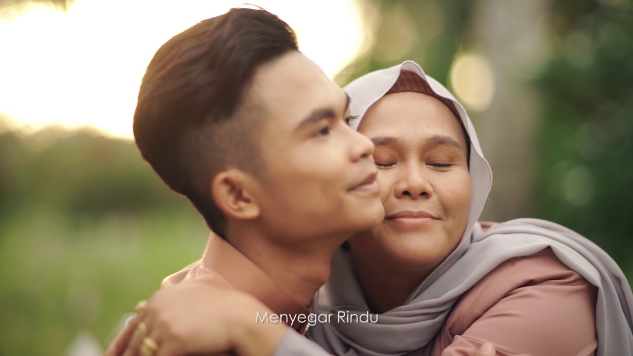 Tajul - Esok Hari Raya  ( Official Music Video )