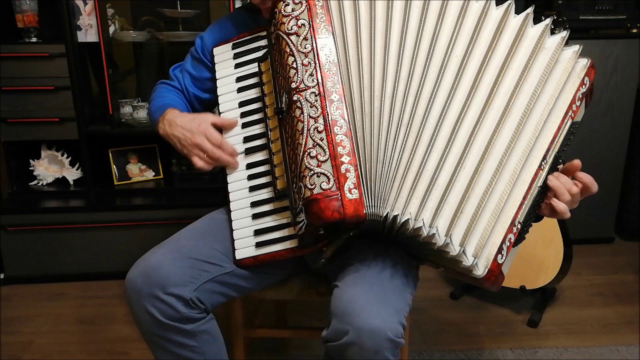 Akordeon Horch Musatte 120 bas&oacute;w