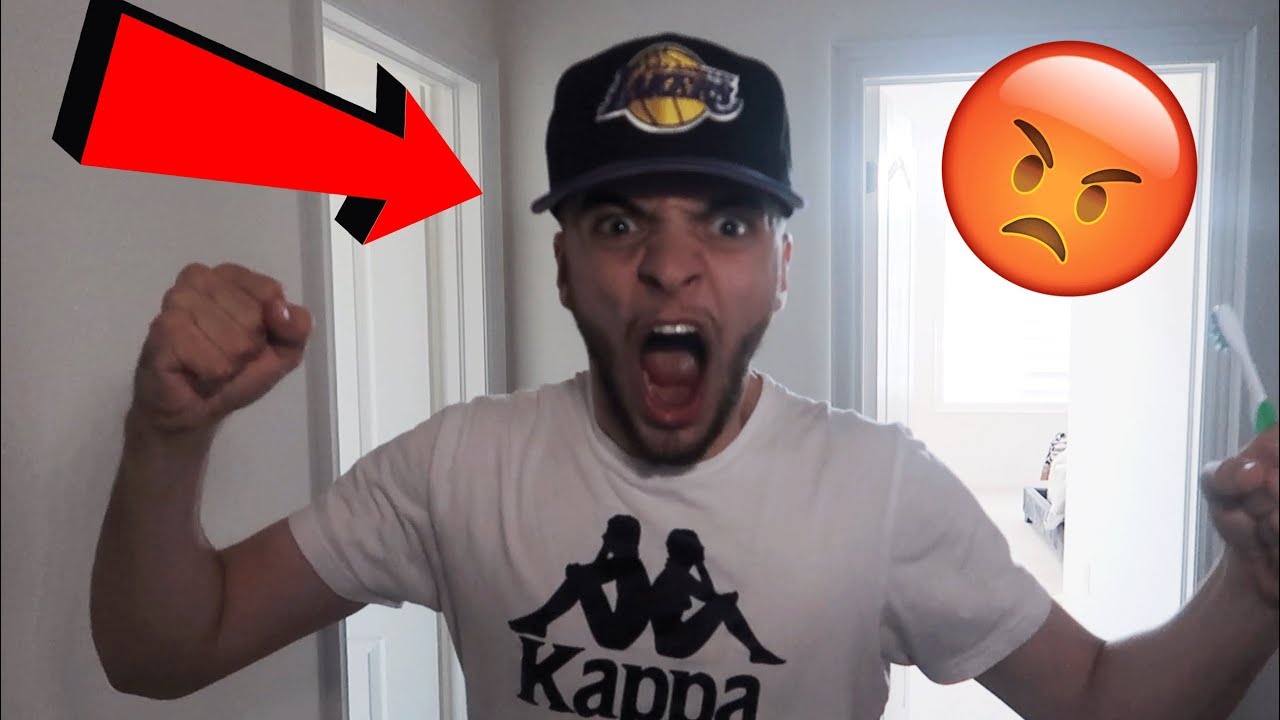ANNOYING MY ROOMMATE JAY HILLS UNTIL HE SNAPS !!! ** HILARIOUS**