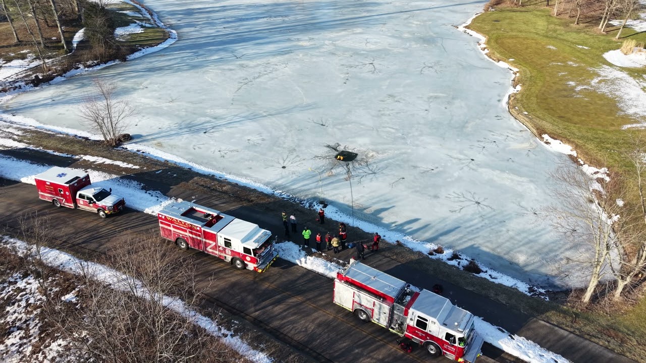Union Fire Protection District Local 5038 training water rescue in ice