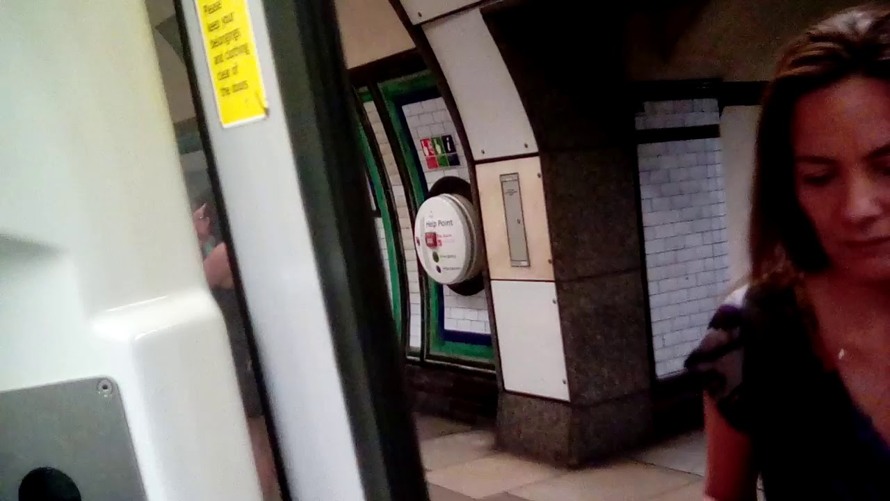 Full Journey on The Northern Line Train - Morden Station to Edgware Station - (Via Bank)