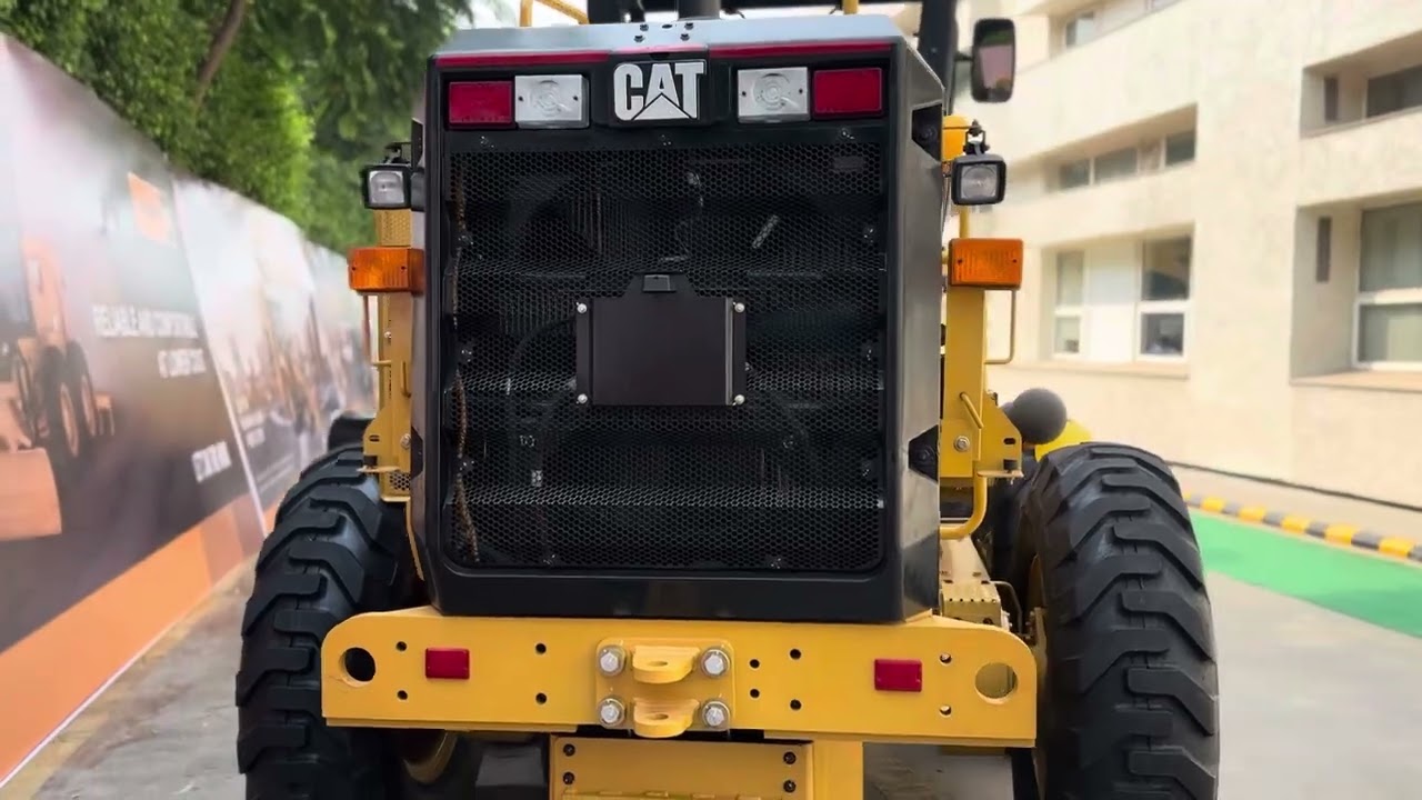 CAT-120 GC  (Motor Grader)