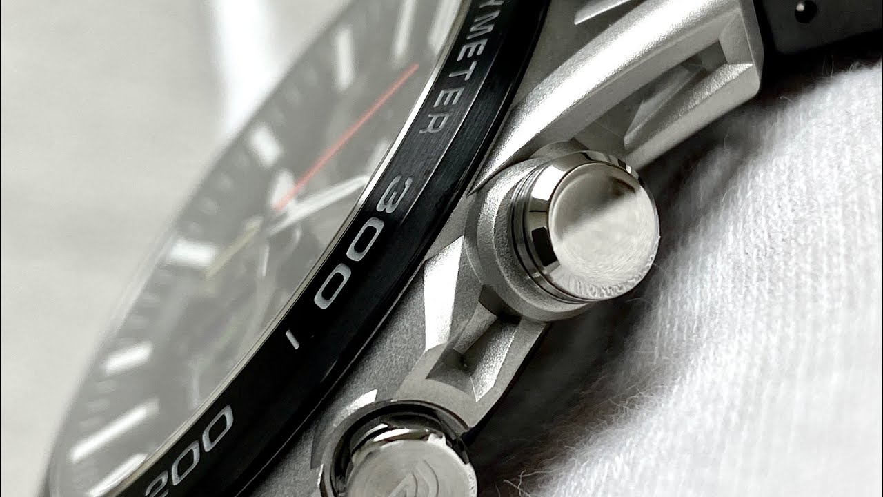 EDIFICE【EQB-2000YDC-1AJF】エディフィス
