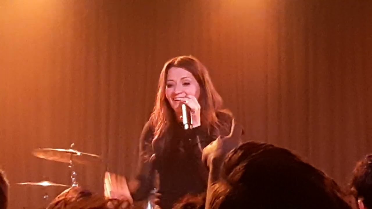 Lacey Sturm-The Decree (live in Phoenix, Arizona)