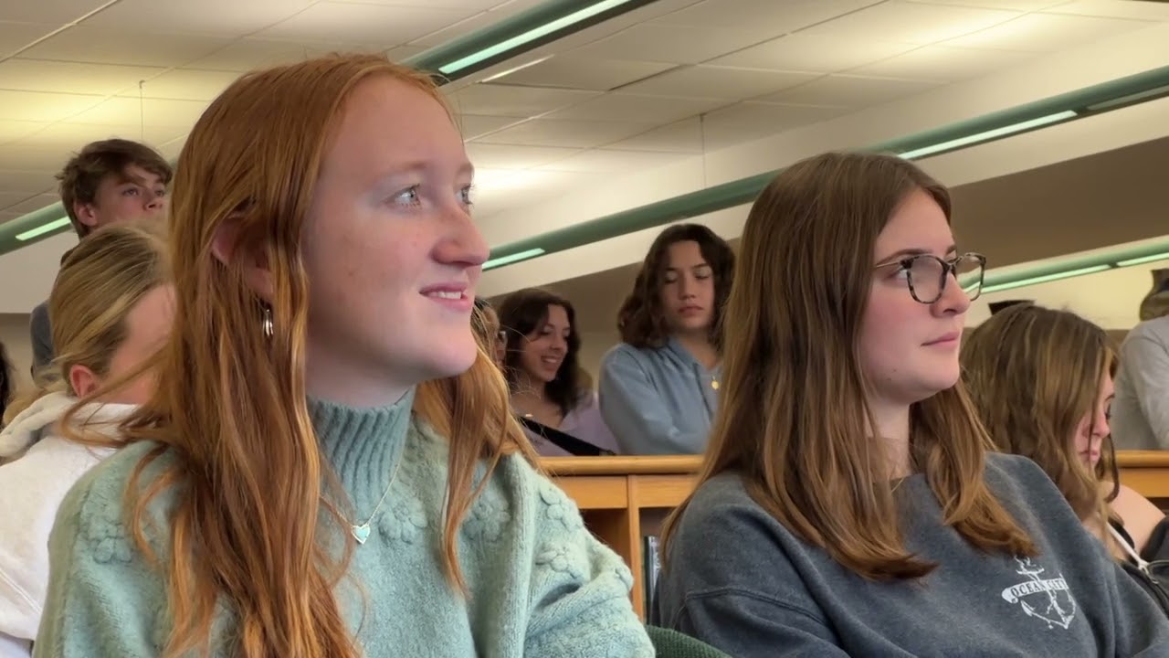 Coffeehouse returns after hiatus