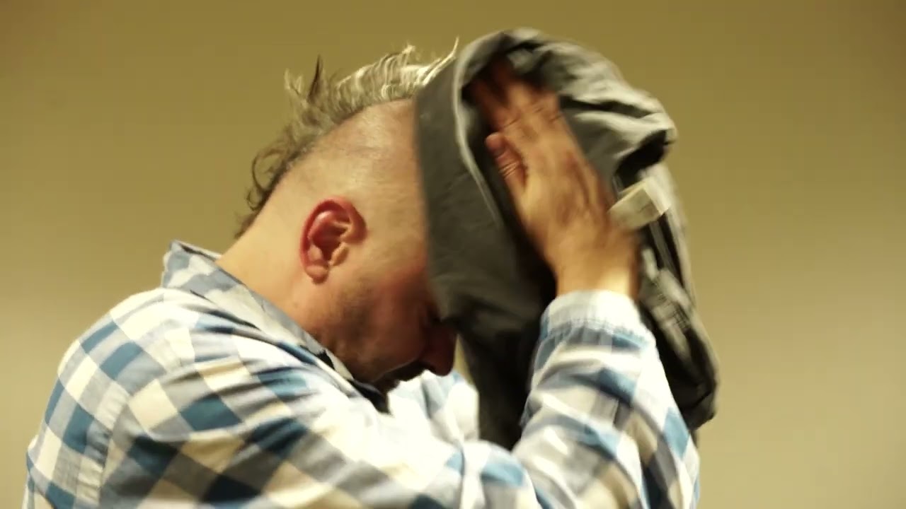 Fortuna Ehrenfeld - Glitzerschwein LIVE in der Kölner Kulturkirche