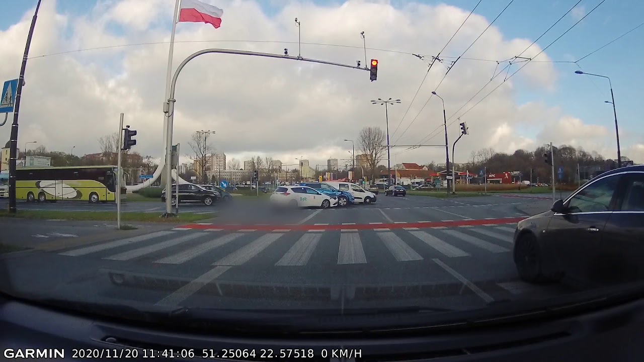Wypadek na rondzie Dmowskiego w Lublinie