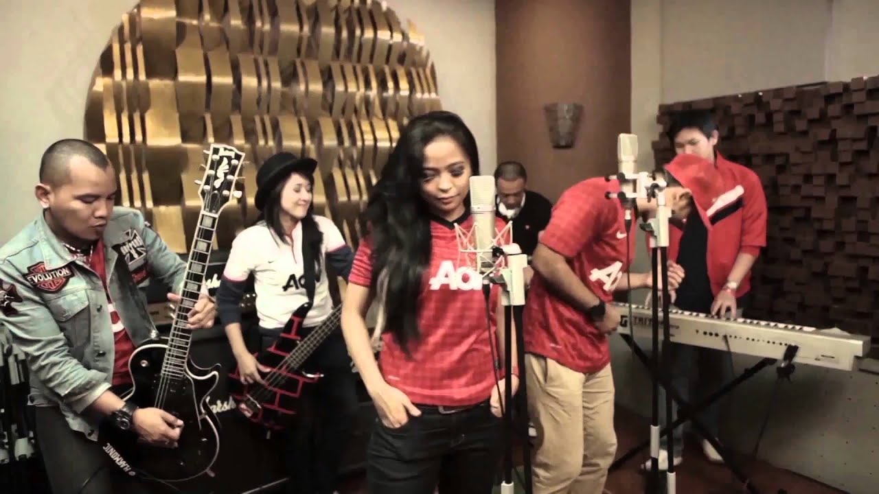 RISE AND FALL - ACHILLES CORSA MANCHESTER UNITED THEME SONG