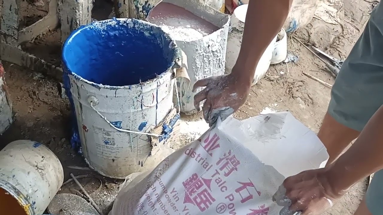 Pha màu làm xuồng composite trại xuồng composite Ngọc Tú composite LH 0981266844