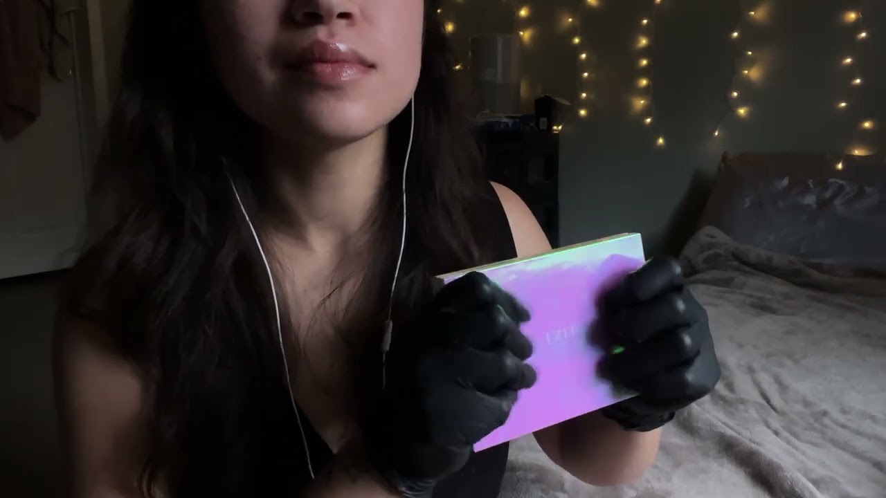 Relaxing Hand Movements & Mic Sounds ASMR (Gloves/No Talking)
