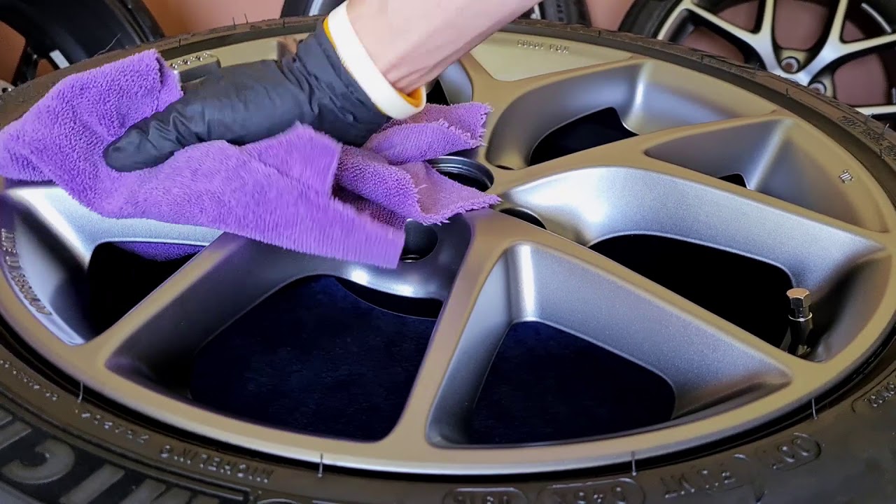 Aplikacja Angelwax Enigma Legacy Wheel & Caliper Coating