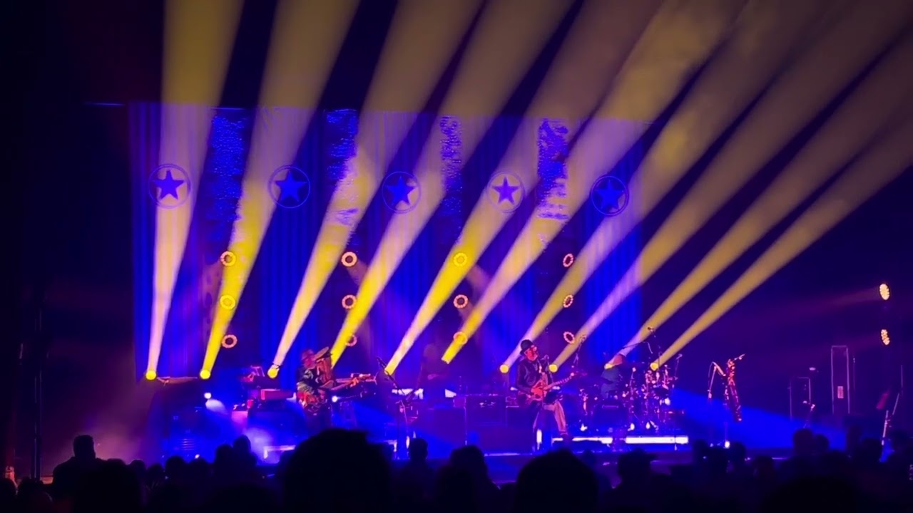 Les claypools frog brigade - Pigs on the wing (part two) - 2023/10/20 Albany palace theater