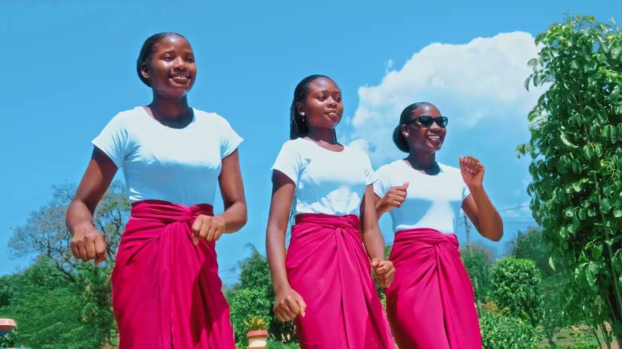 TUMSHUKURU MUNGU WETU
