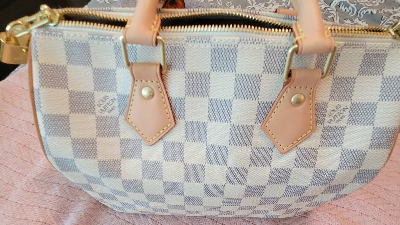 What's in my speedy?           #handbaglover#wimb