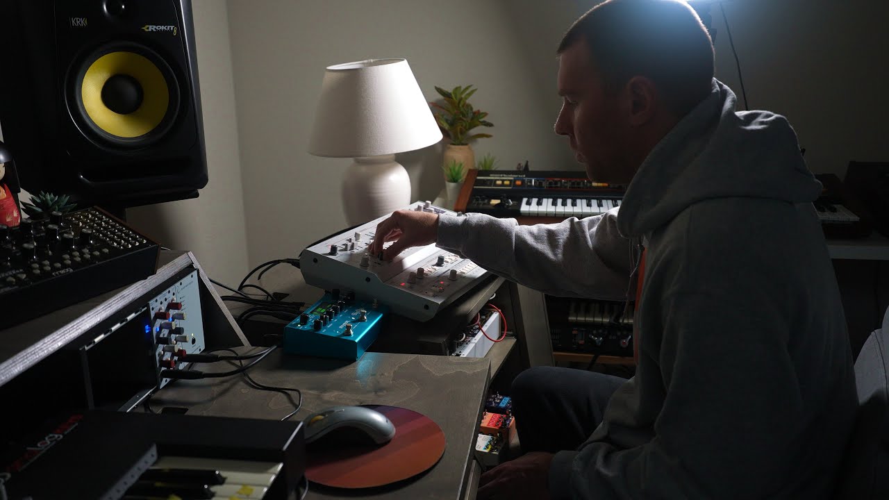 Minimal House with the UDO Super 6 & Moog Mother 32