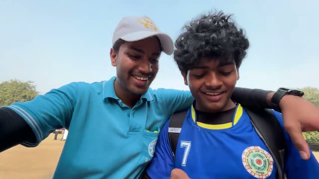 College Retail Mela 😍🔥 | Food, Fun & Crazy Crowd | G.S. College Nagpur | 2025