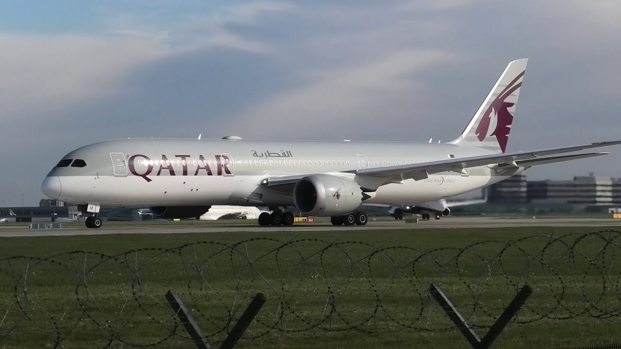 Manchester Airport (MAN) 1 - Arrivals and Departures