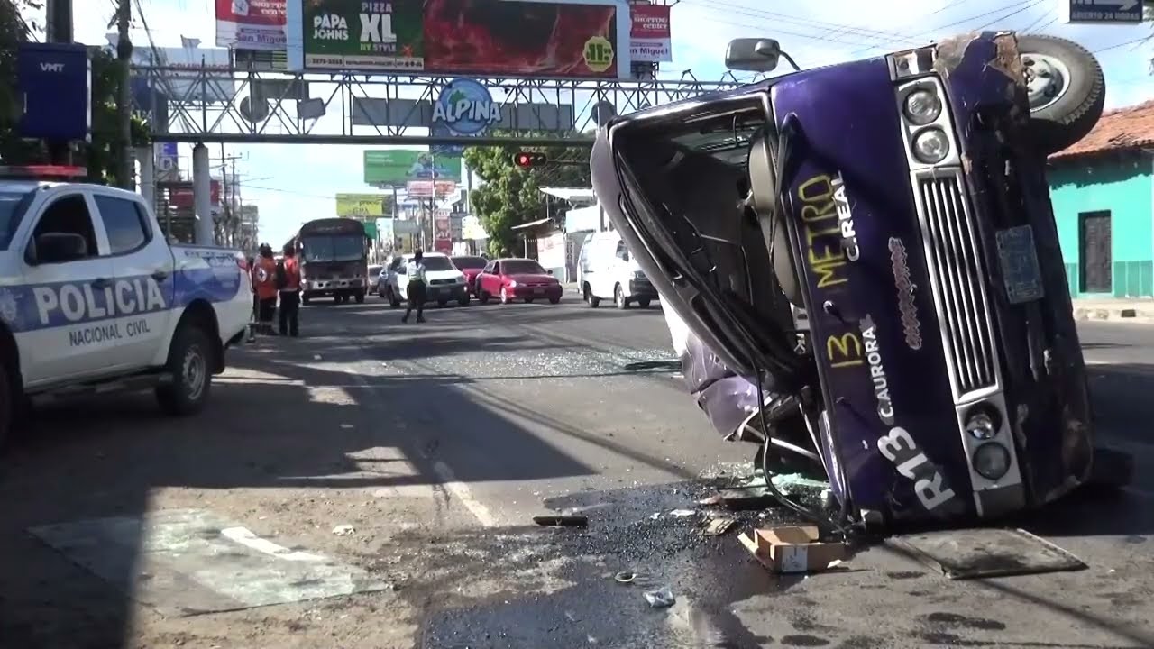 Varios lesionados en accidente en San Miguel