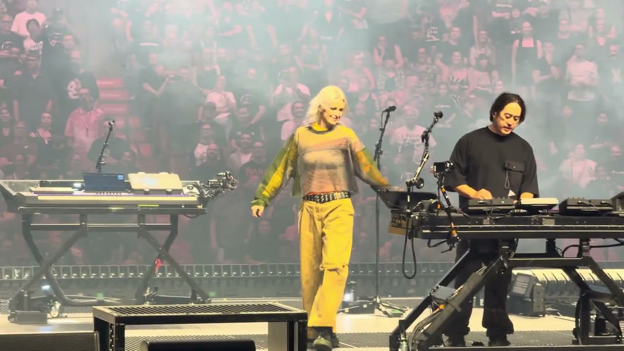 Linkin Park - Numb w/ Intro # Game (Live in Montreal - Centre Bell August 5, 2025)