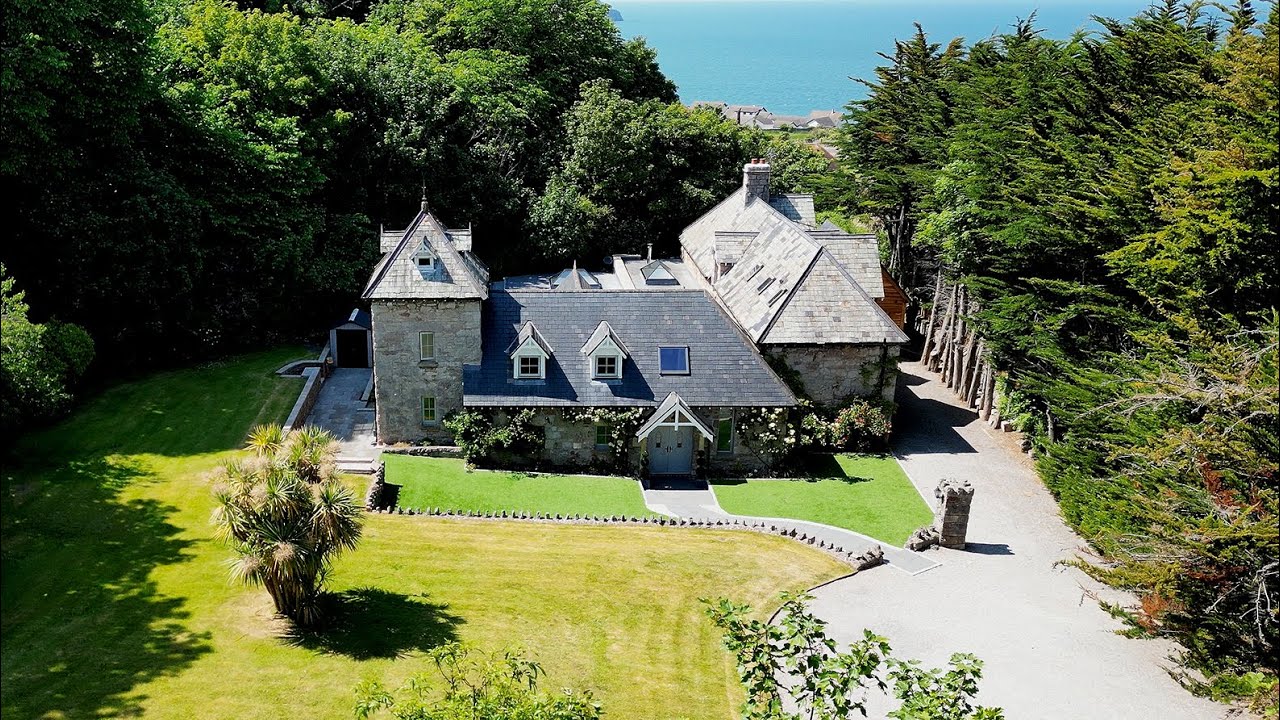 Inside a Luxury 1.6 Million Mansion in Llandudno - Property Viewing