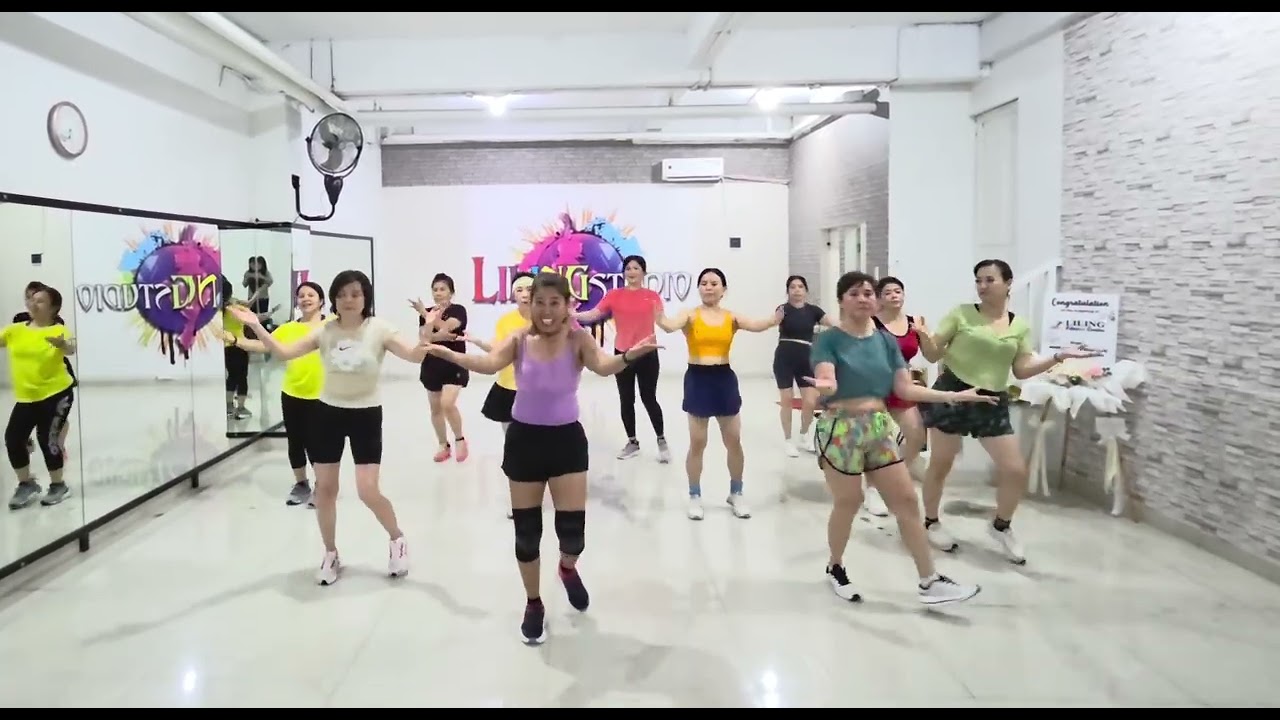 Goodbye 2025 / Welcome 2026 Zumba Fitnes/ Choreo Marlon Farcon/ demo Liling  Studio Cemara