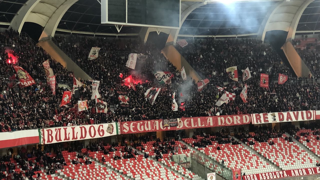 ULTRAS & FANS: 13 MINUTES OF ULTRAS CURVA NORD BARI | SSC Bari - FC Modena