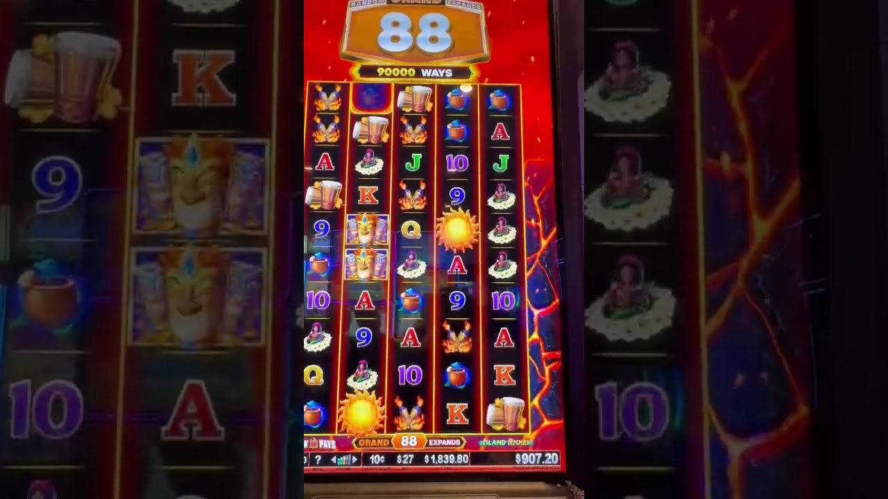 Massive jackpot on 27 dollar max bet stack up slot machine