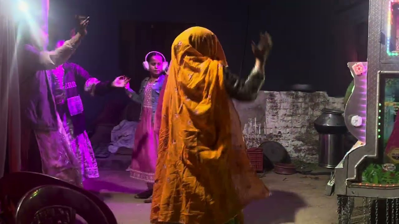 #viral #dance #rajthani #weddingceremony #dj #rajasthani #weddingdance #rajasthaniclture #song 