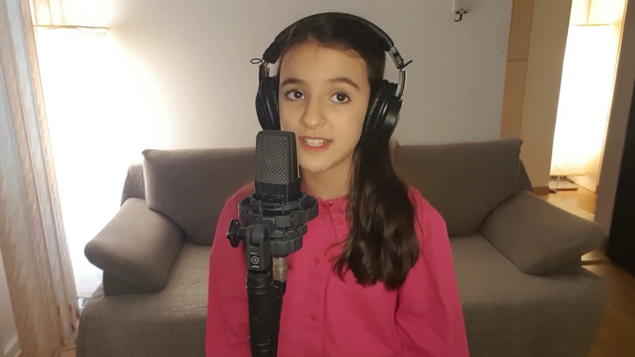 Ilinca Croitoru (9) - Runaway (LIVE) | cover Aurora