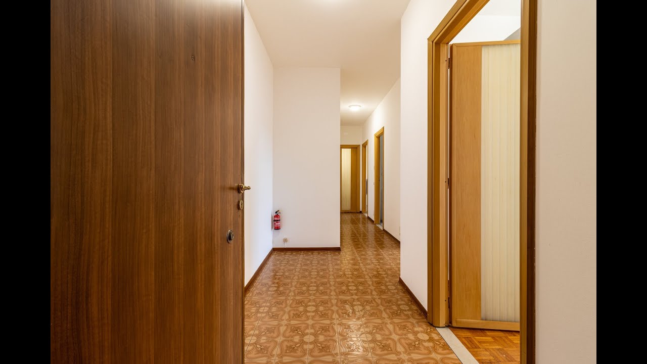 Sagliano Micca, appartamento al quarto piano.