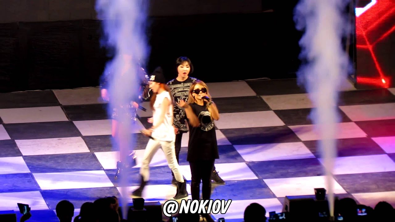 2013.05.16 경기대축제 2NE1- I AM THE BEST