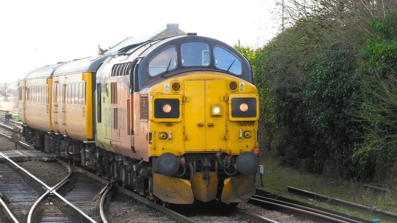 Trains at March 11/01/20