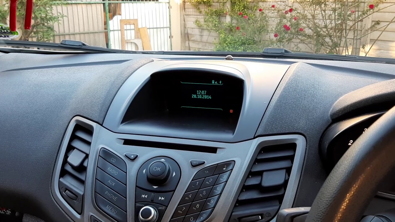Fixing 2015 Ford Fiesta SYNC problem